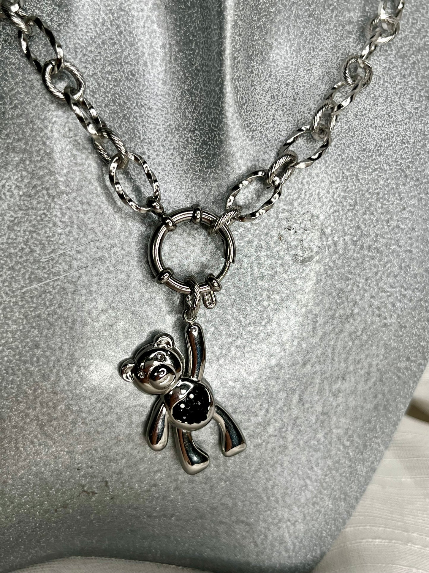 Collier