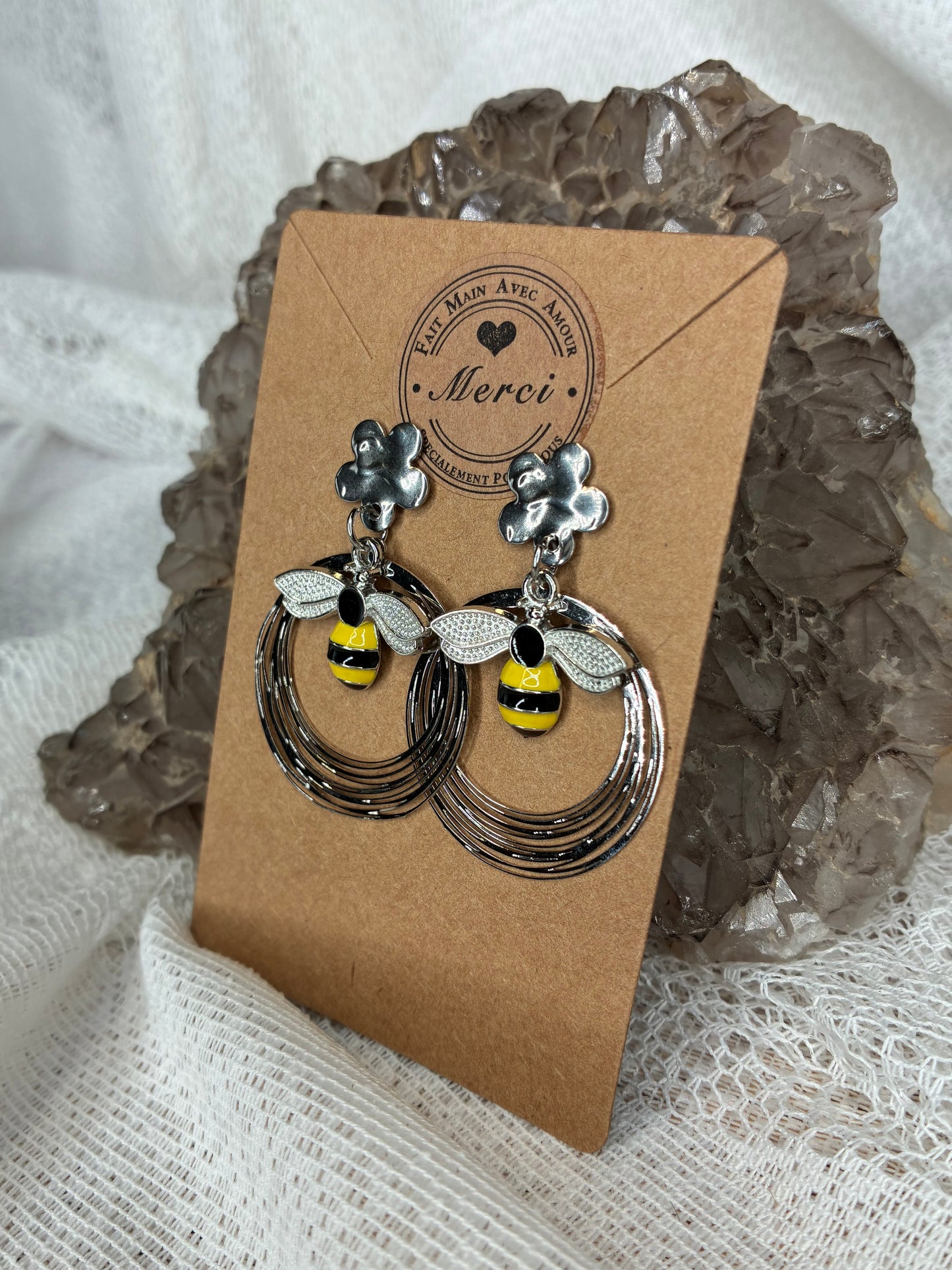 Boucles d’oreilles 🐝
