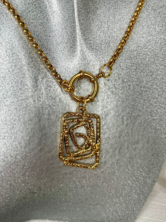 Collier